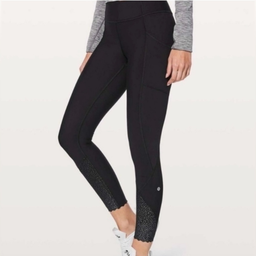 Lululemon Tuff Stuff Reflective Dotted cropped leggings size 4
